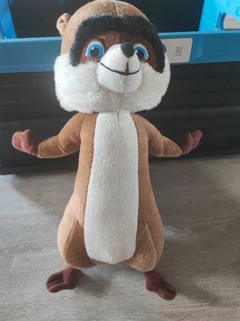 Peluche over the hedge 34 cm