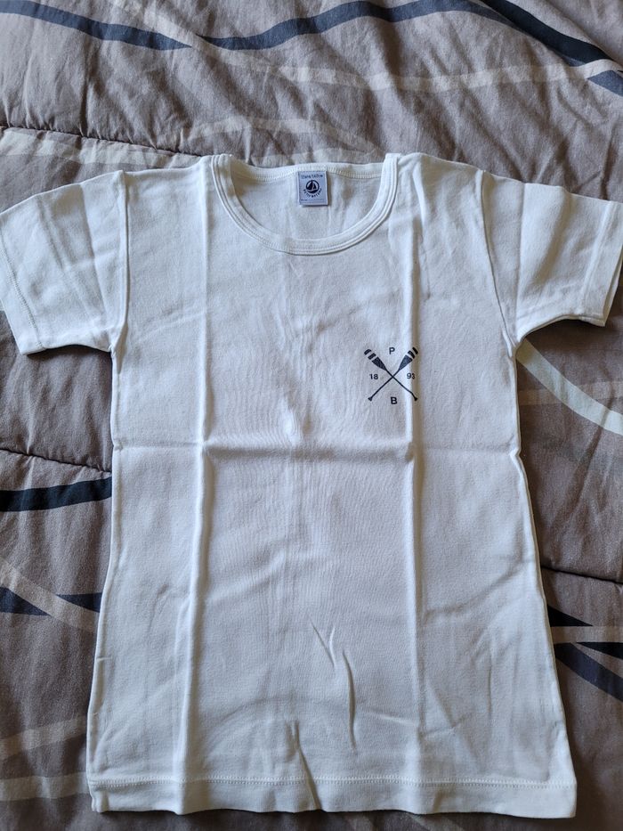 maillot de corps petit bateau 10ans (3,50e)