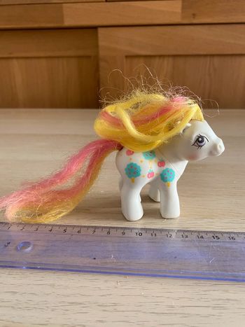 Mon petit poney Little pony hasbro 1984 vintage apple delight croque pomme blanc