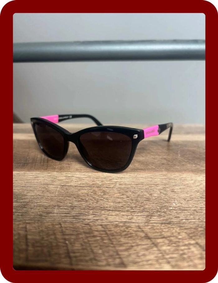 Lunette de soleil Dsquared2 taille unique rose et noir