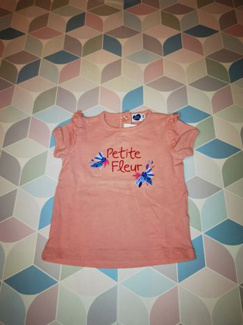 D3152 - tee-shirt fille 18 mois