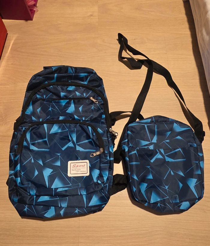 Lot de 2 sacs neufs