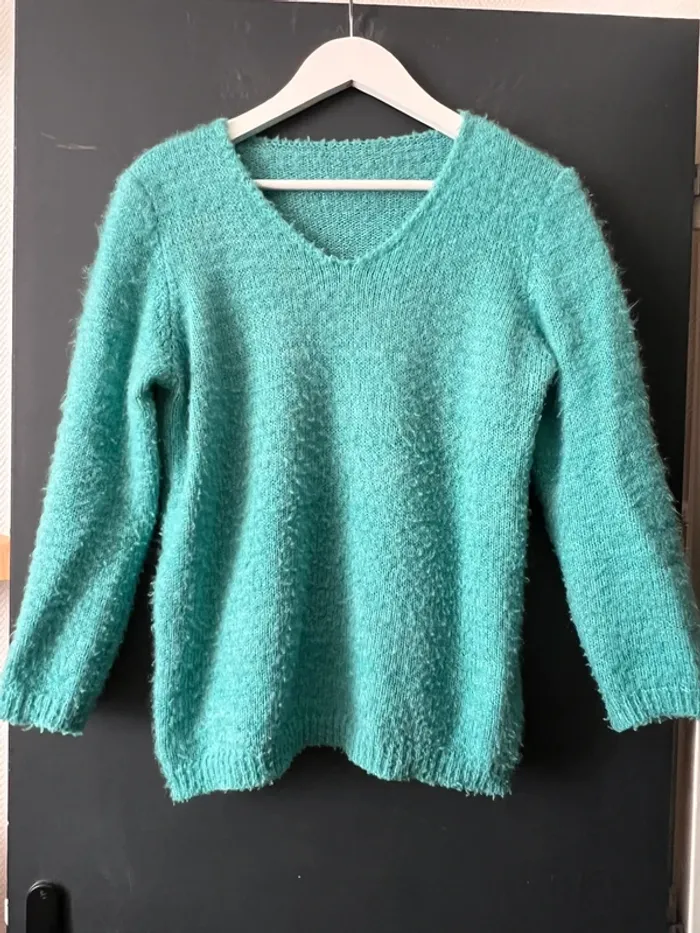 Pull col V duveteux