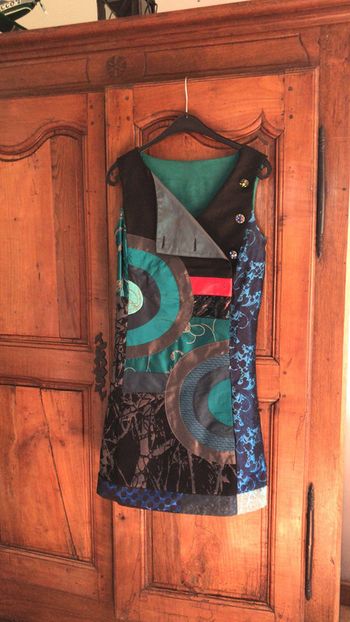 Desigual robe taille 38