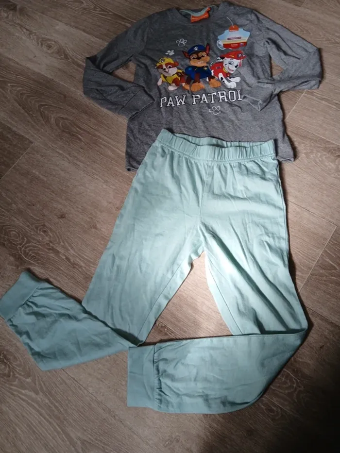 Pyjama neuf garçon pat patrouille 8 ans - photo numéro 3