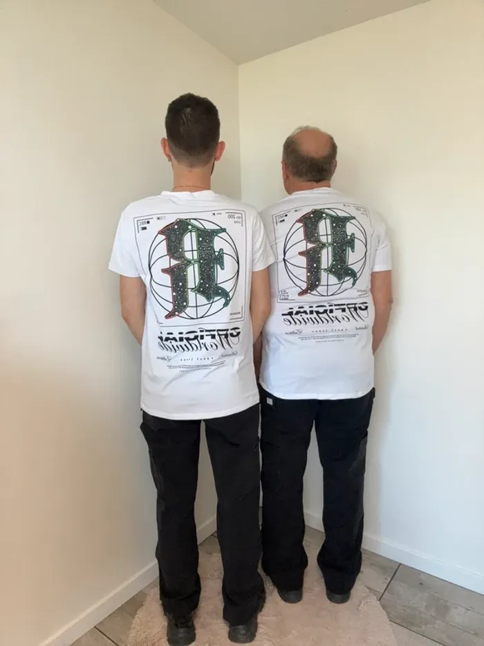 T shirt - photo numéro 5