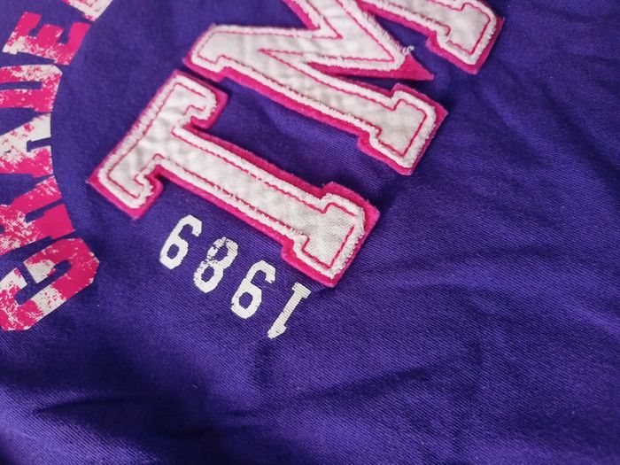 T shirt violet avec écritures 11-12ans 146/152cm N*0478 - photo numéro 2