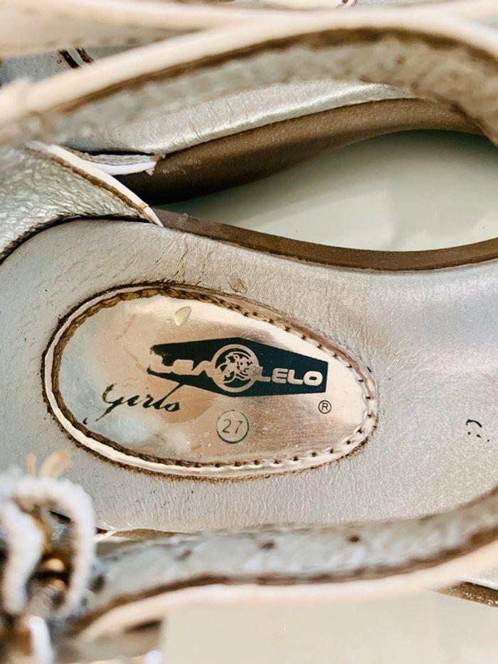 Sandales blanches t27 - photo numéro 5