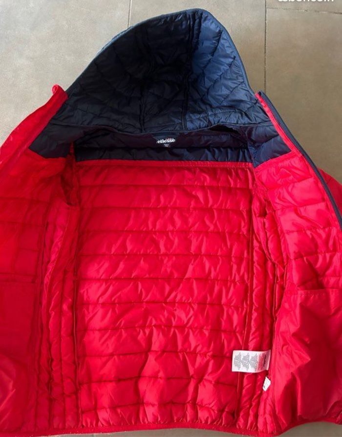 Doudoune Ellesse taille XS - photo numéro 4
