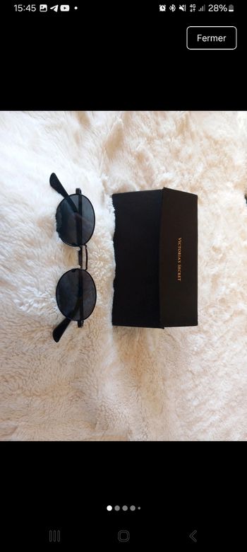 Paire lunettes de soleil Victoria's Secret neuf