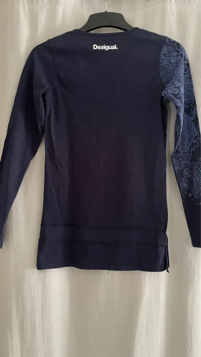 Haut desigual 13/14 ans - photo numéro 3
