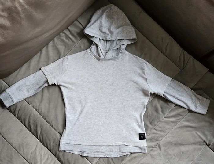 Tee shirt à capuche Zara - photo numéro 2