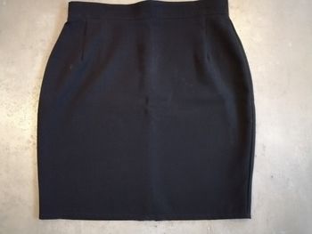 Jupe droite noire Taille 36/38