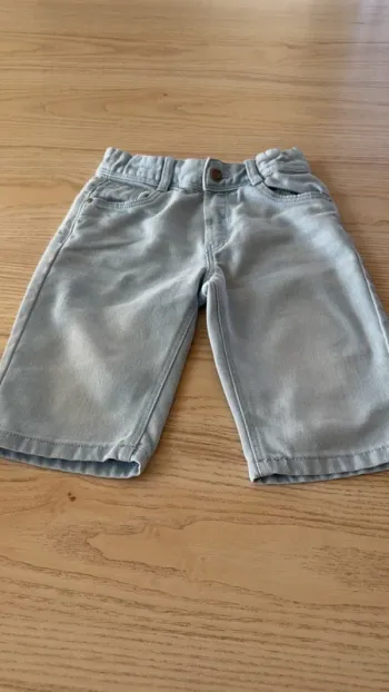 Short bleu clair Tape à l’œil – Taille 7 ans
