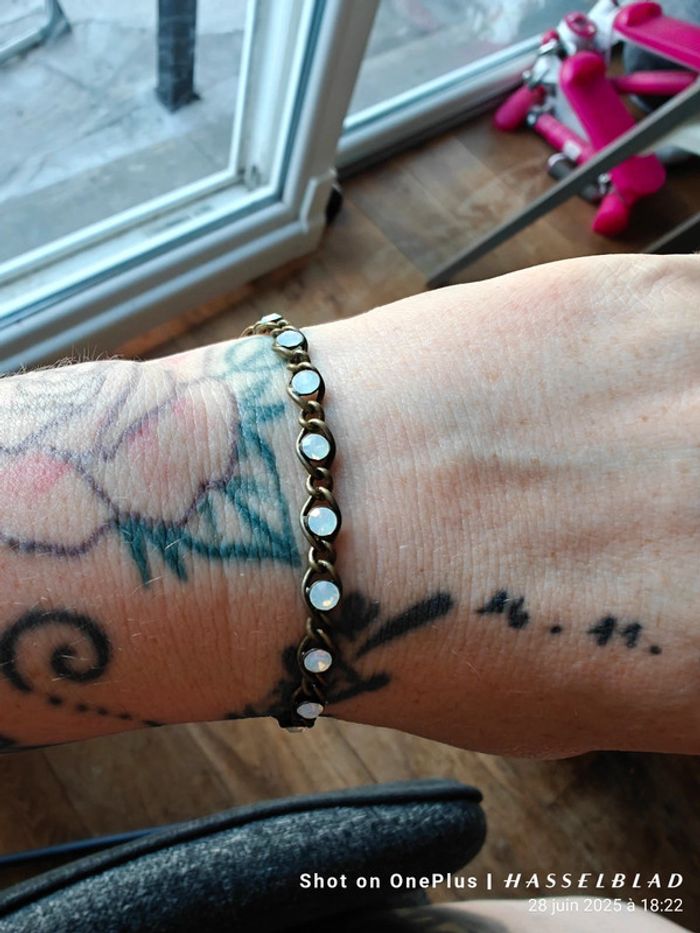Bracelet complott - photo numéro 3