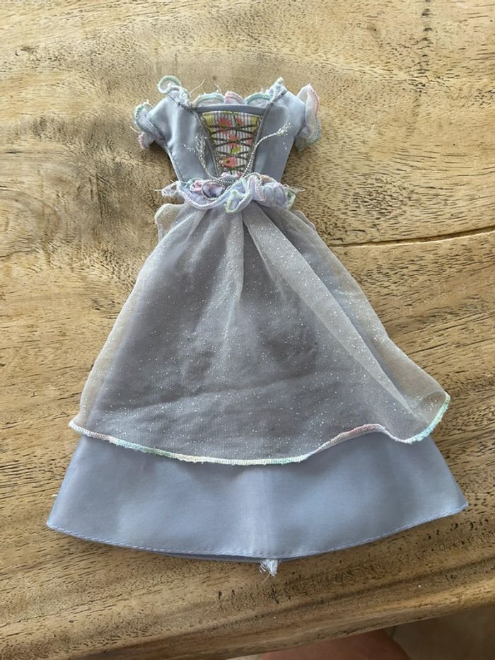 Robe barbie princesse - photo numéro 3