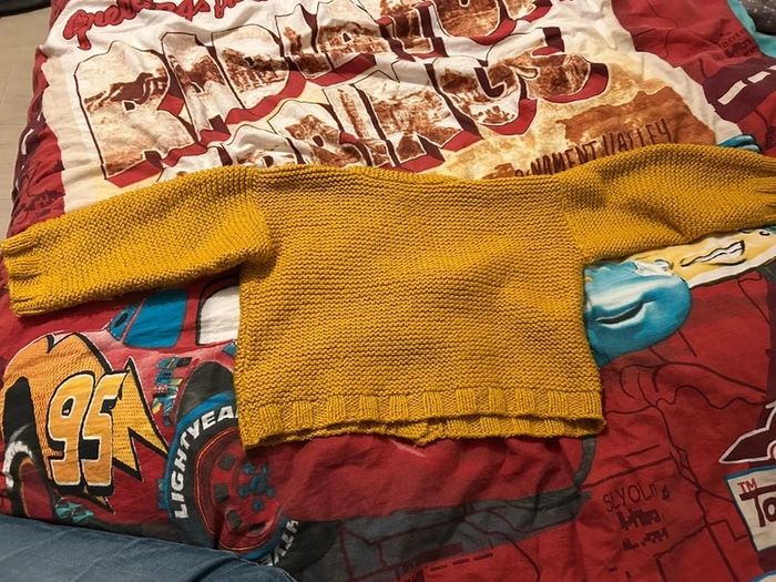 Veste moutarde tricoté main 4 ans - photo numéro 4