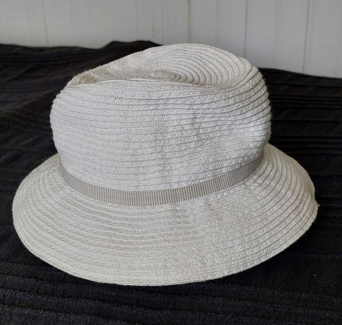 2 jolis chapeaux - photo numéro 7