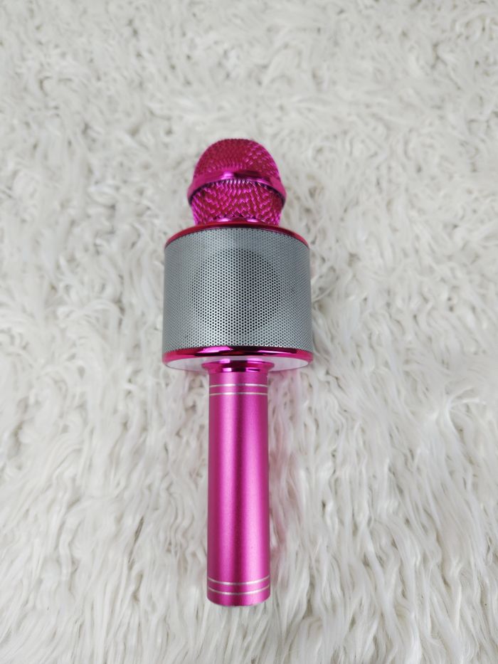 Micro de karaoké sans fil éclairage rythmique coloré marque Generic 🎅 - photo numéro 2