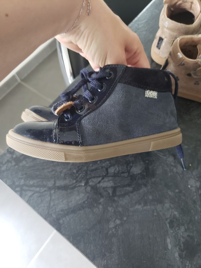 Chaussures GBB taille 25 - photo numéro 2