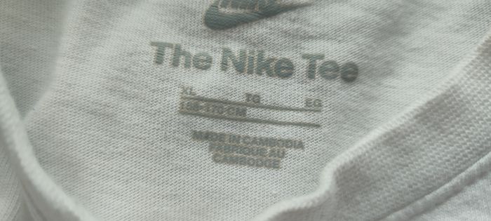 Tee shirt nike 13 14 ans - photo numéro 5
