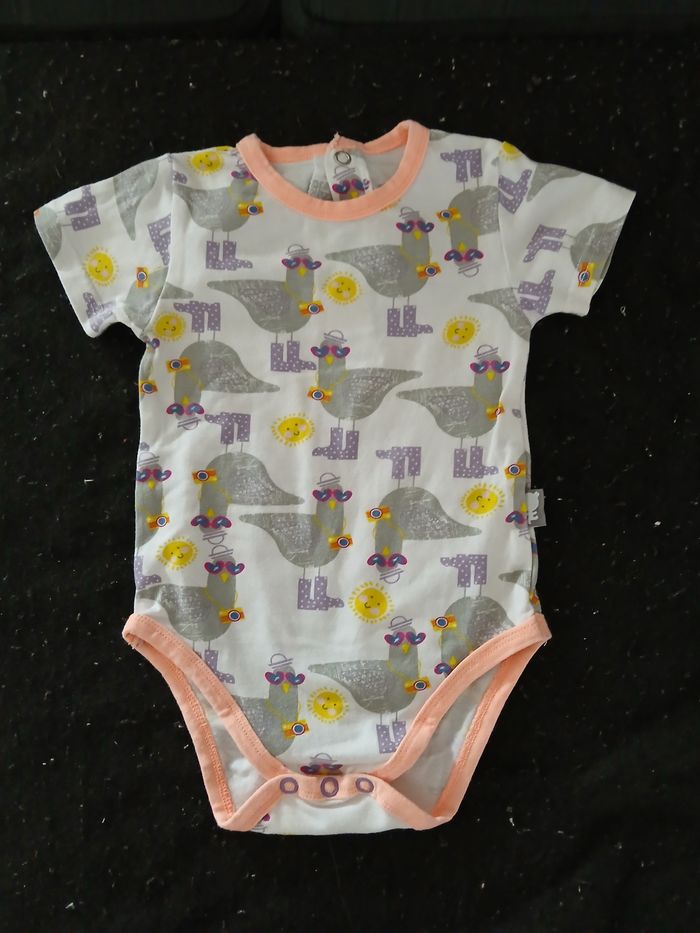 Lot de 4 bodies été 18 mois fille - photo numéro 4