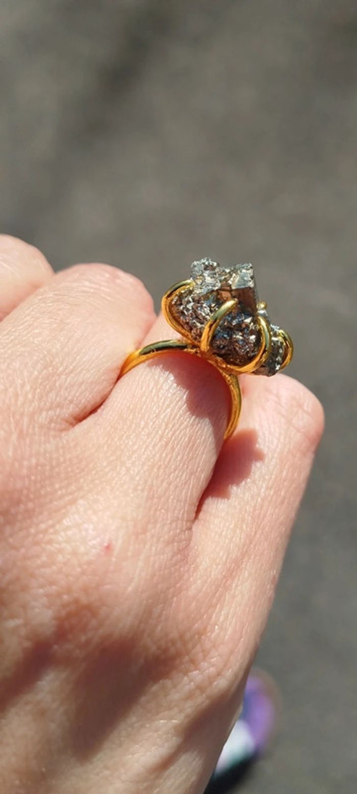 Magnifique 🎀 bague Unique en Pyrite Naturelle - photo numéro 3