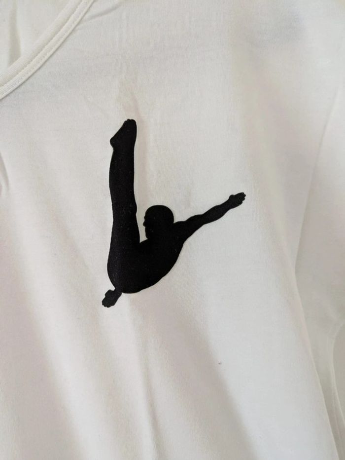 T-shirt avec ecusson velours Dirk bikkembergs - photo numéro 2