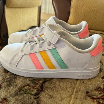 Chaussures Adidas enfants