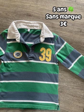 Polo 🍀 5 ans 🍀 Sans marque