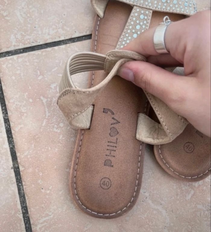Sandale couleur beige à strass taille 40 de chez La Halle en bon état - photo numéro 7