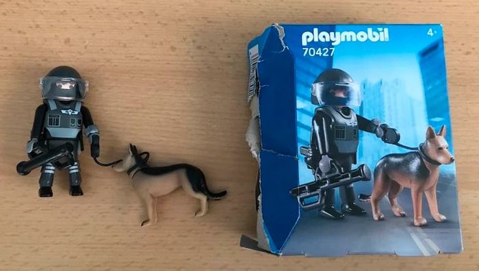 Playmobil City Action 70427 - Le policier des forces spéciales avec son chien