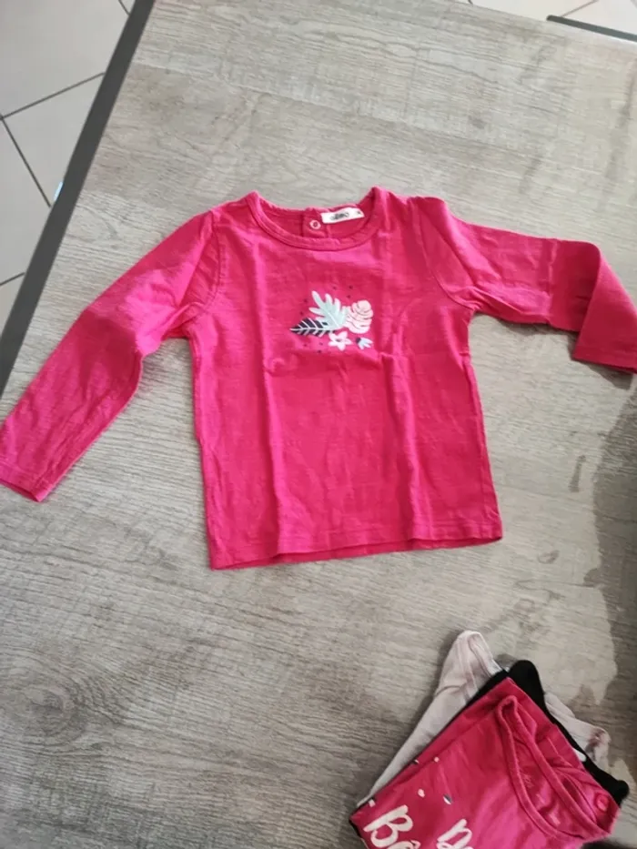 Tee shirt