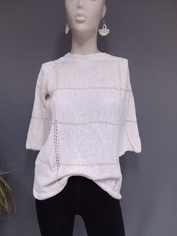 Joli petit pull mi saison 😍