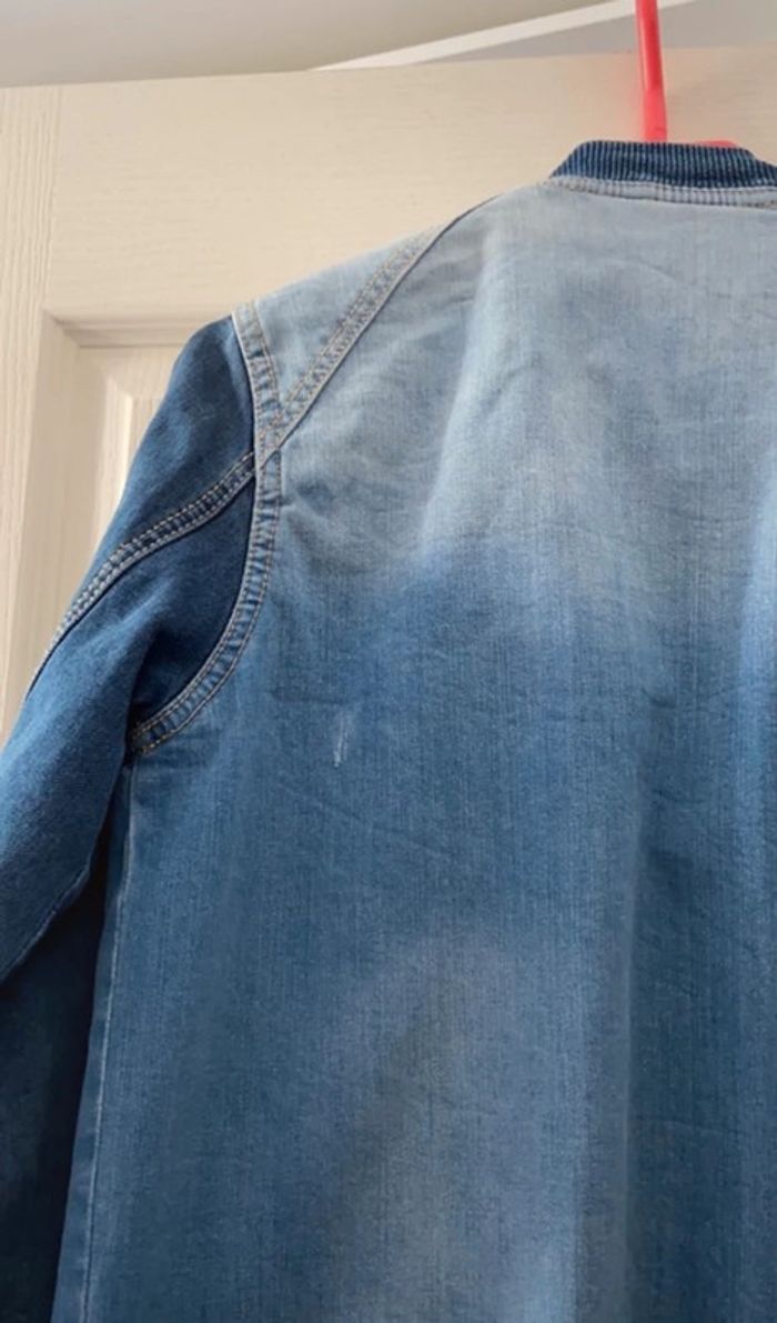 Veste en jean effet usé taille S - photo numéro 4