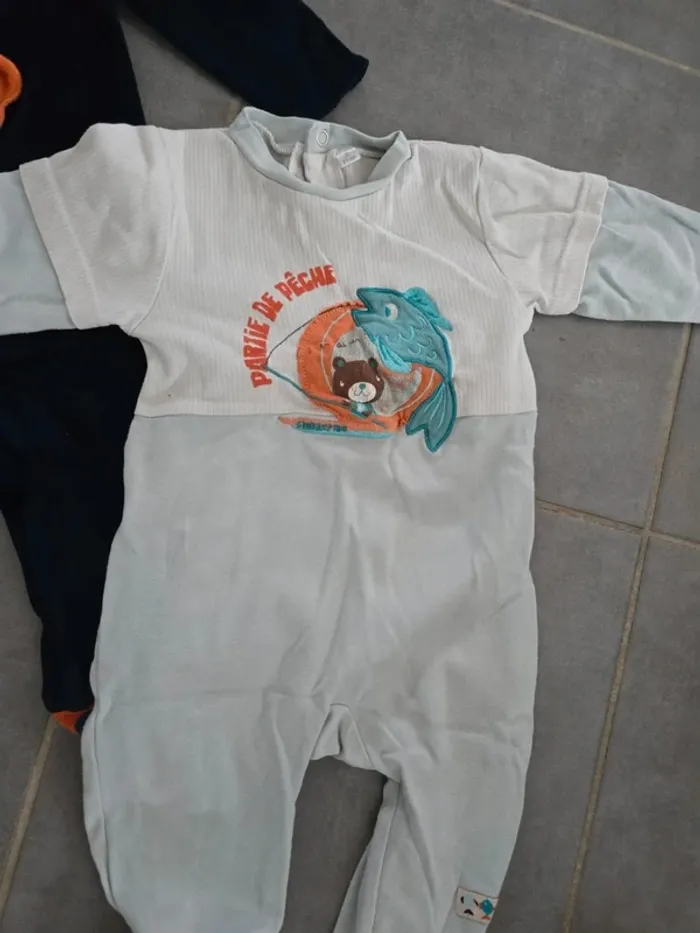 Lot de 3 pyjamas 9 mois - photo numéro 3