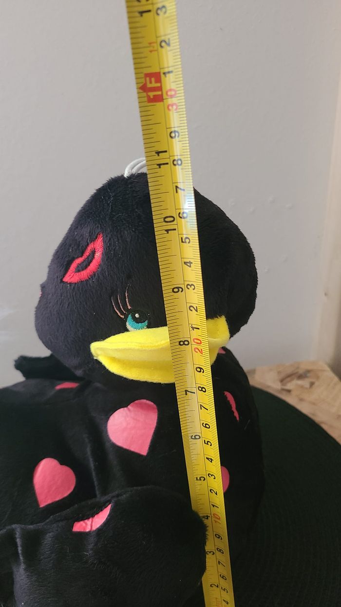 peluche doudou canard noir coeur love - Sandy - photo numéro 4