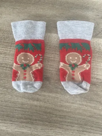 1 paire de chaussette noël (6-12 mois )