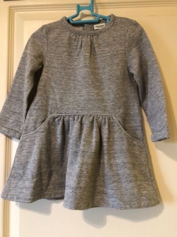 Robe grise brillante matière sweat