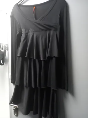 Robe cop copine noire