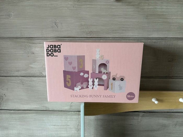 Cubes empilables en bois lapin (5 cubes) Jabadabado