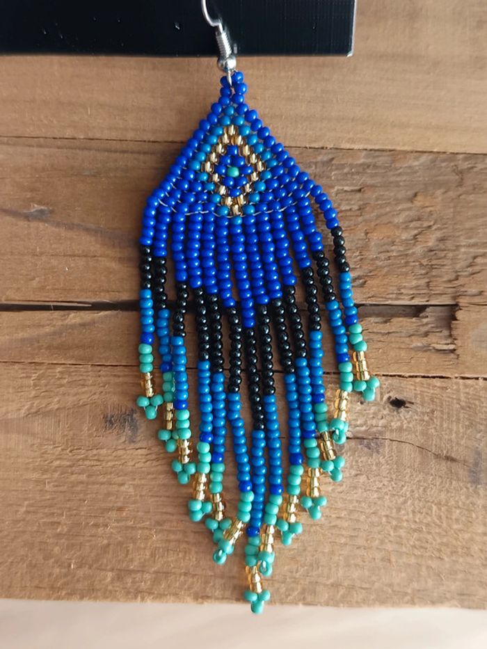 Boucles d'oreilles pendantes perles bleues - photo numéro 2