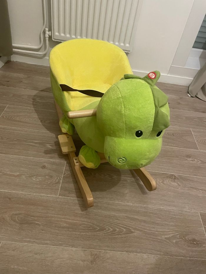 Dinosaure à bascule