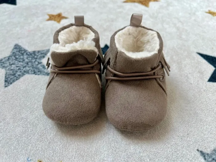 Petits chaussons moltonnés 🐑