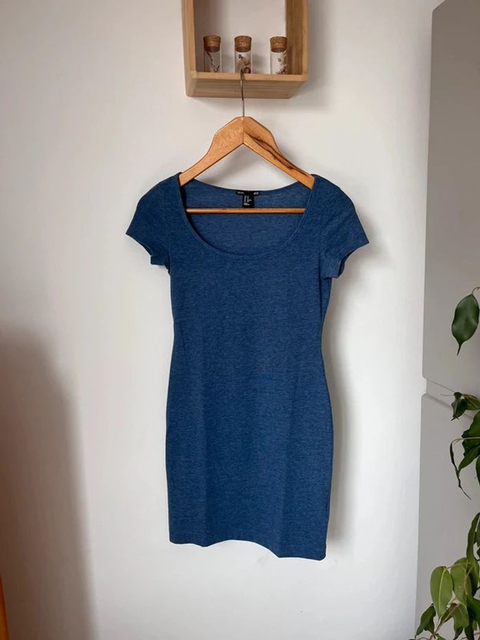 Robe bleue confort H&M