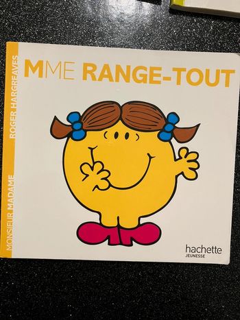 Livre monsieur madame : Madame range tout