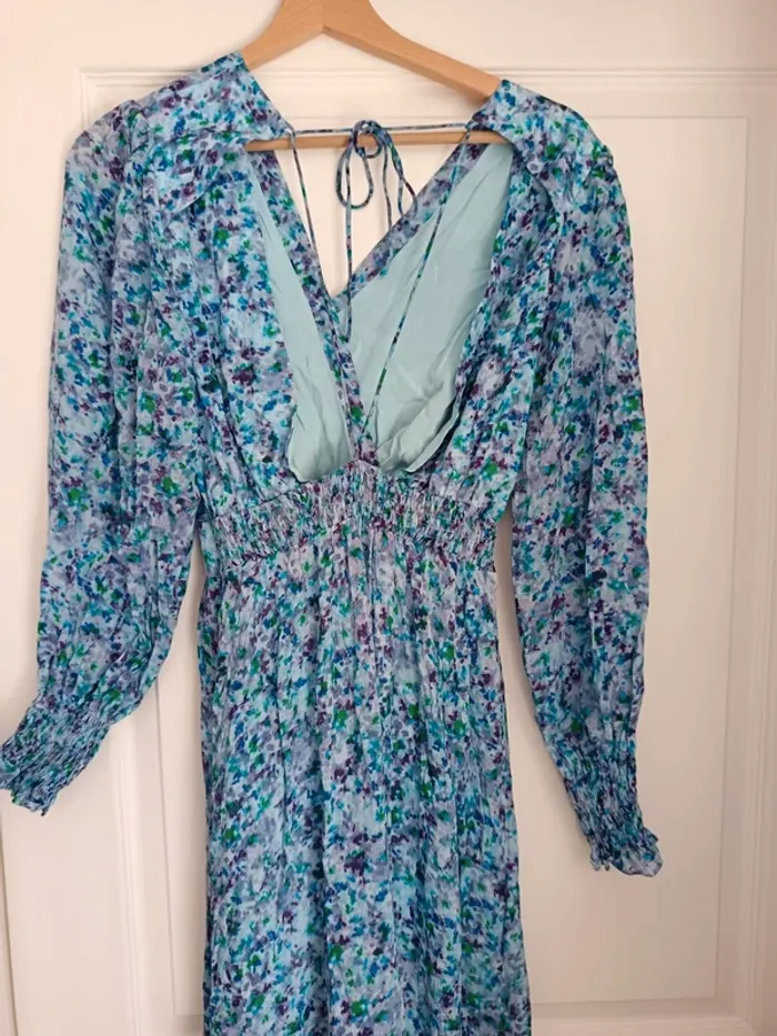 Longue robe neuve suncoo - photo numéro 3