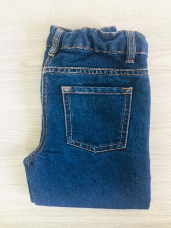 Jeans fille 5-6 ans bleu brut Neuf