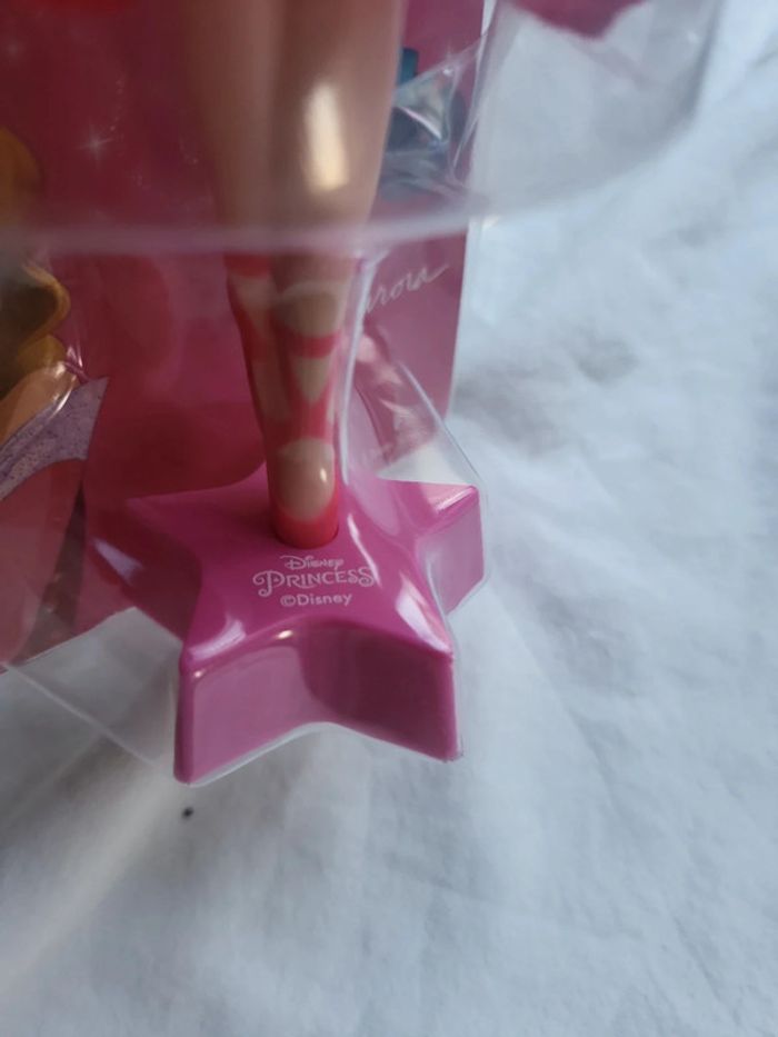 Stylo bille avec support aurore princesse Disney robe tulle - photo numéro 4