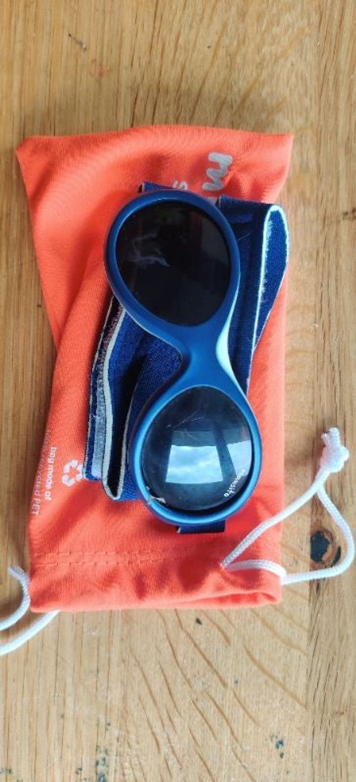 Lunettes de soleil bébé